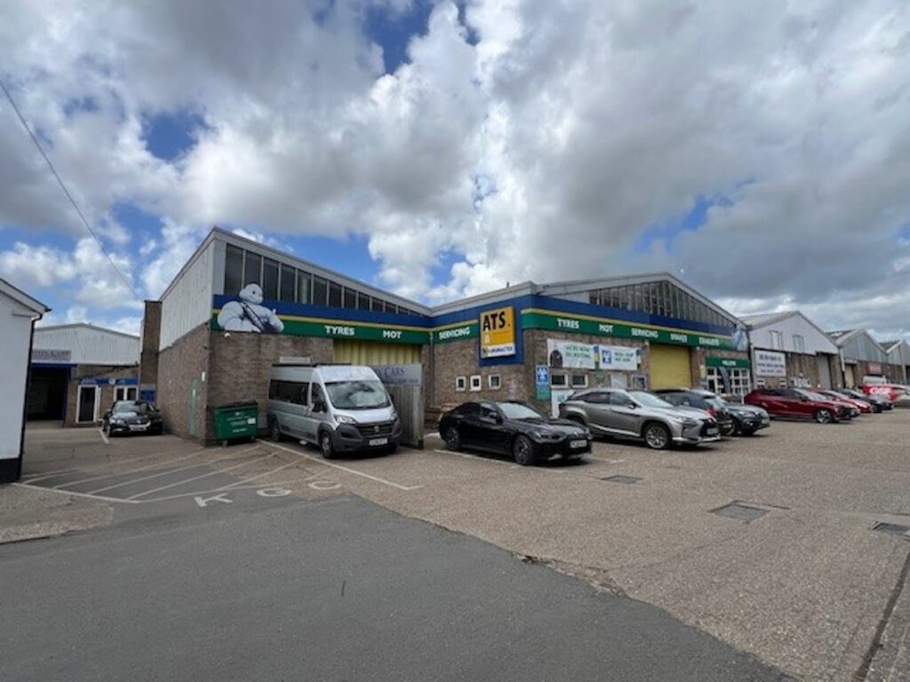 Unit 2, Nightingale Road, Horsham