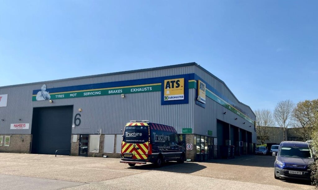 Unit 6, Gatwick International Distribution Centre, Crawley